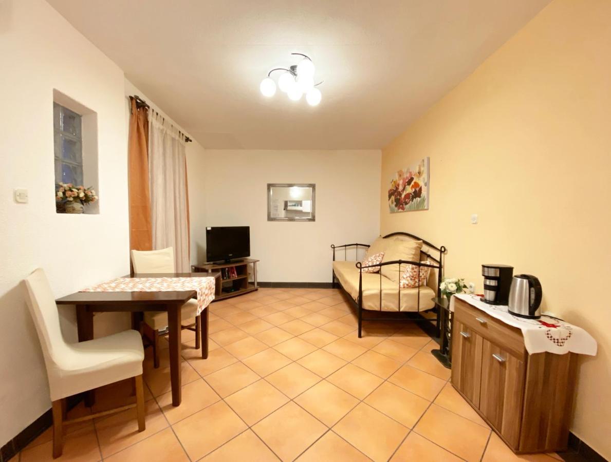Apt Lavender On Nincevica St- 1 Bedroom Apt 5 Min To The Old Town Of Split Dış mekan fotoğraf